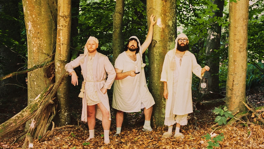 How Aunty Donna are bypassing the gatekeepers to change Australian comedy